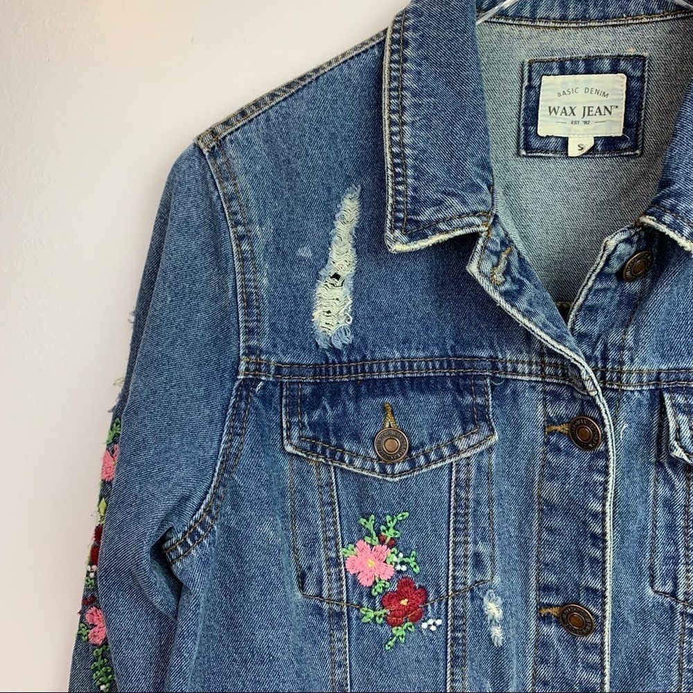 Embroidered Distressed Jeans Jacket - Picture 5 of 8